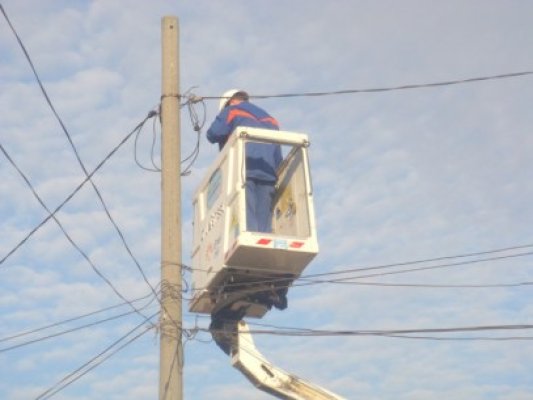 ENEL cumpără servicii de curăţenie de aproape 3 milioane de euro
